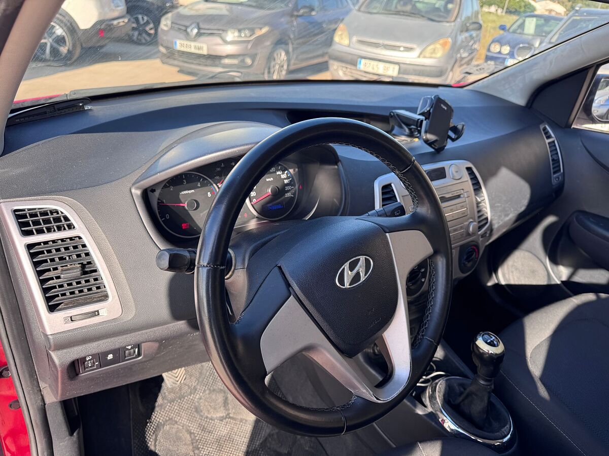 HYUNDAI I20 COMFORT 1.4 CRDI SPANISH LHD IN SPAIN ONLY 89000 MILES SUPERB 2012